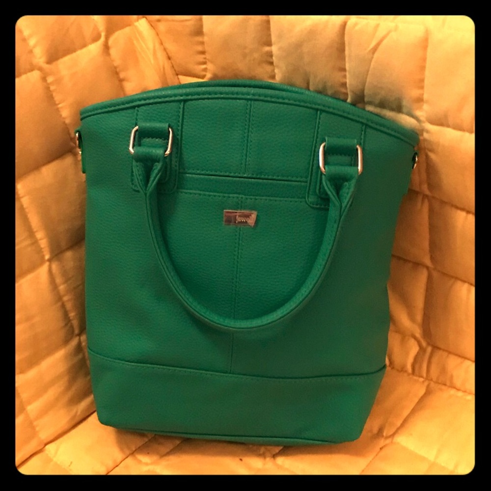 Beautiful Green thirty one Jewell purse